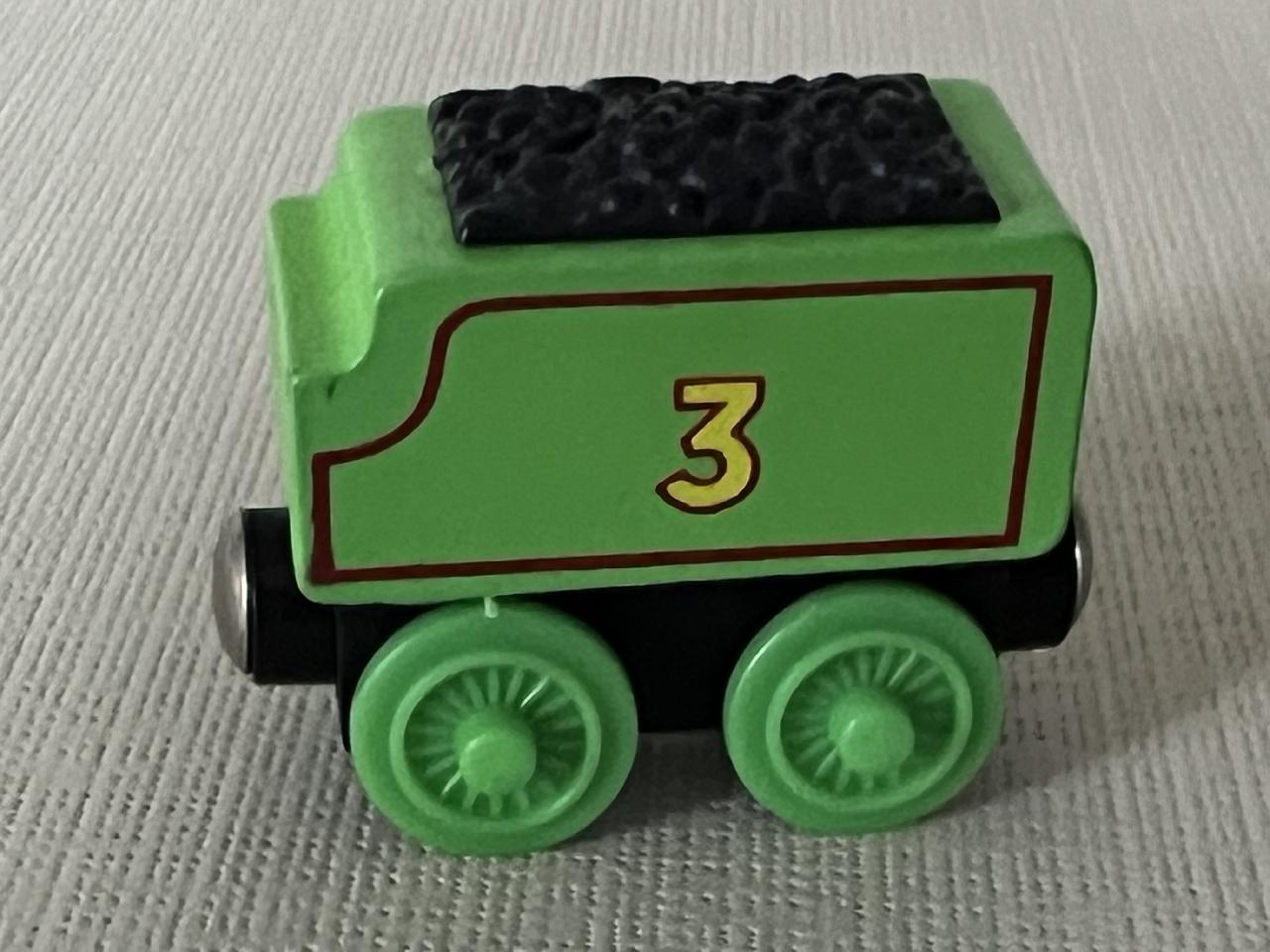 Dřevěný vagón uhlí zelený - do vláčkodráhy