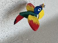 Dřevěný létající papoušek malý