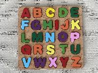 Dřevěná vkládačka abeceda malá